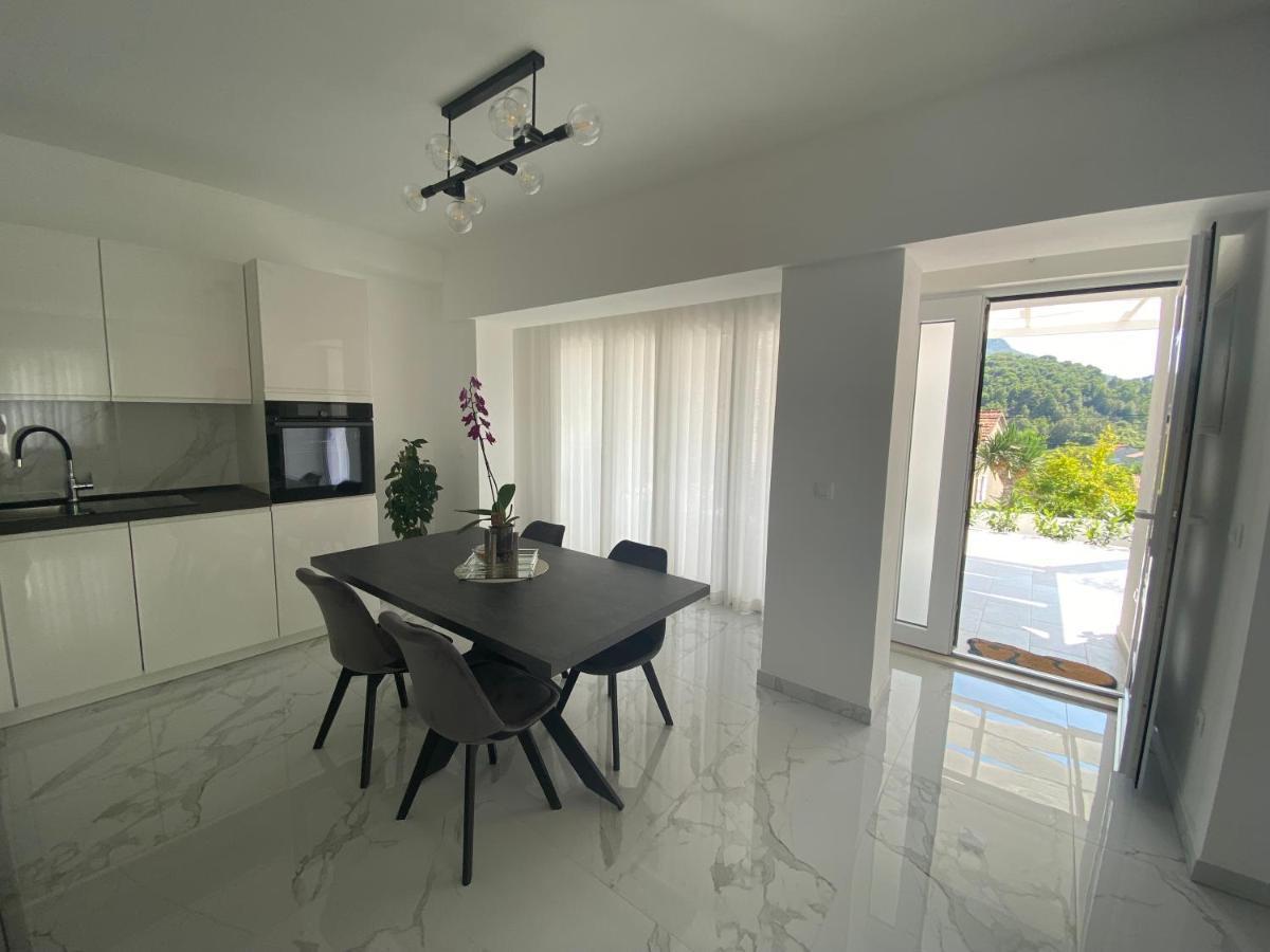 Apartman Kod Vlaha Zuljana Bagian luar foto